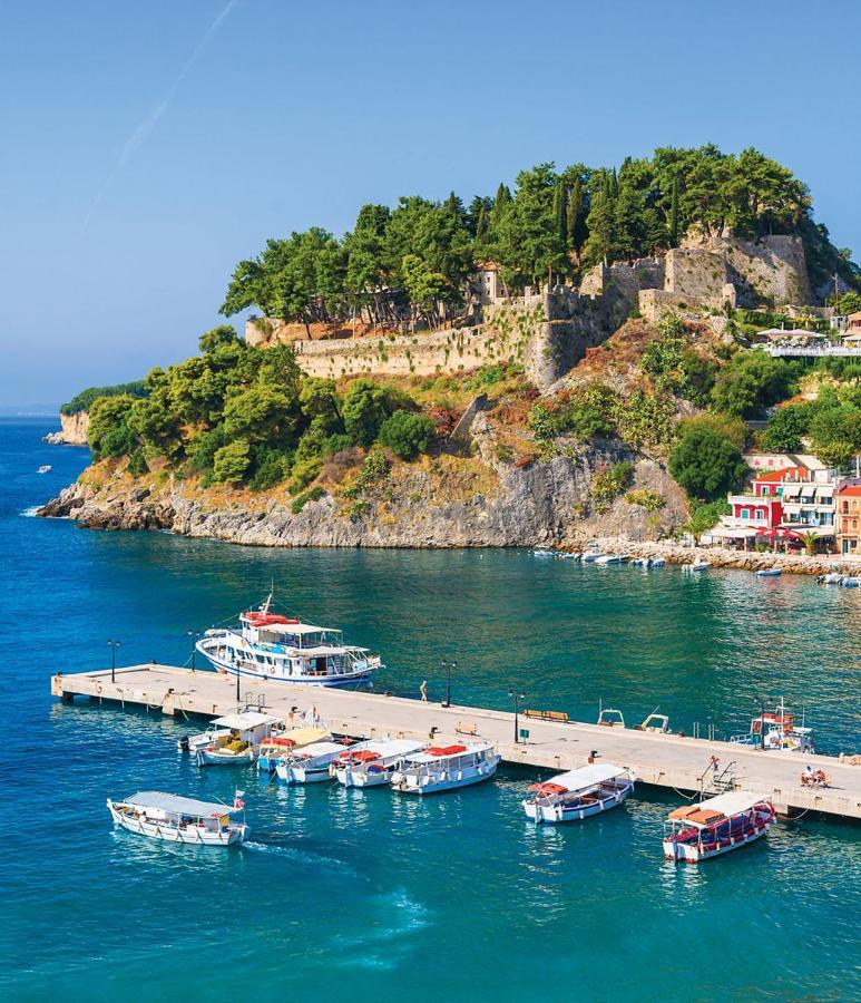 Dafni studios no2 Parga Esterno foto